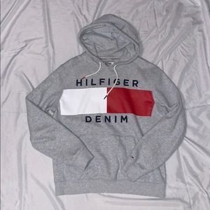 Gray Tommy Hilfiger Hoodie